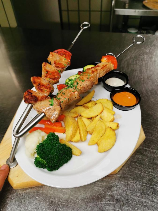 Hotel Restaurant Loewen Sirnach 外观 照片