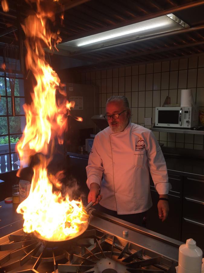Hotel Restaurant Loewen Sirnach 外观 照片