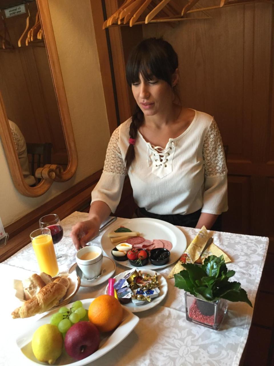 Hotel Restaurant Loewen Sirnach 外观 照片